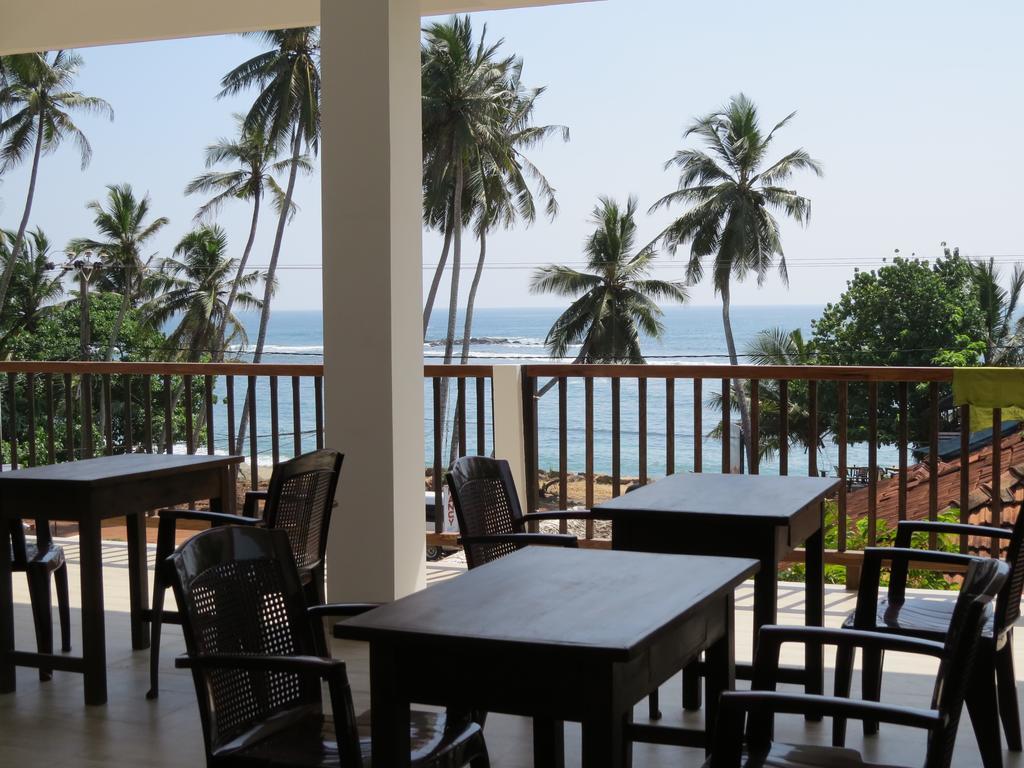 Sailors Mirissa Hotel Exterior photo